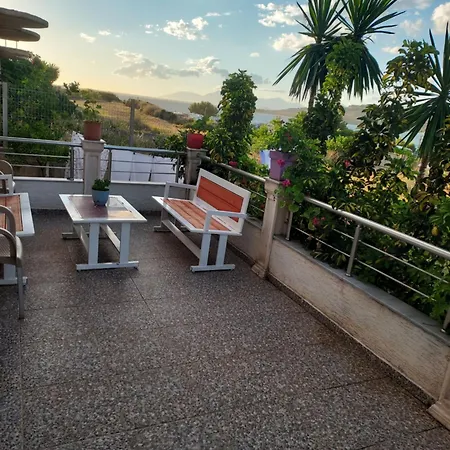 Eden Sea View Apartman