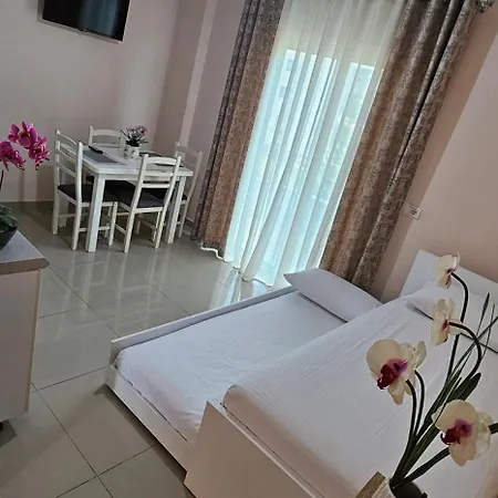 Eden Sea View Apartmán Ksamil