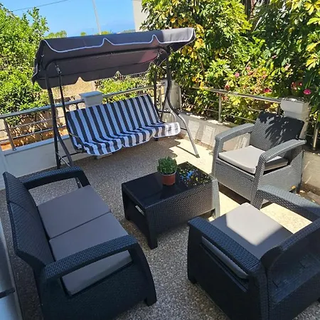 Eden Sea View 아파트 *