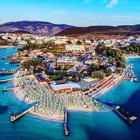 Eden Sea View Apartment