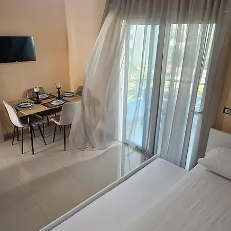 Eden Sea View
