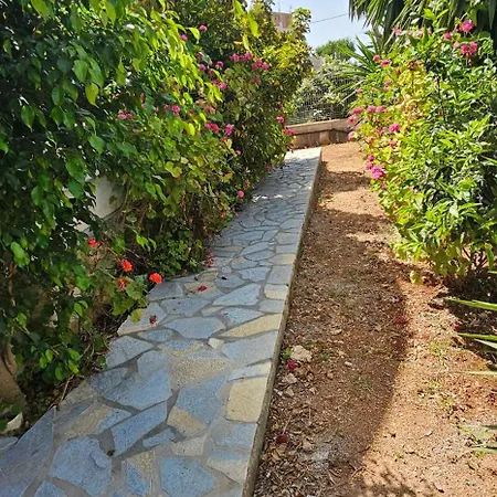 Eden Sea View