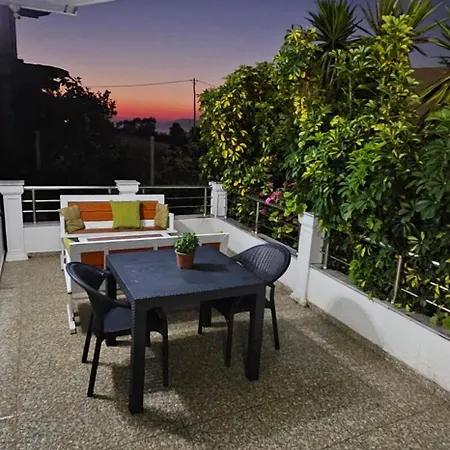 Eden Sea View