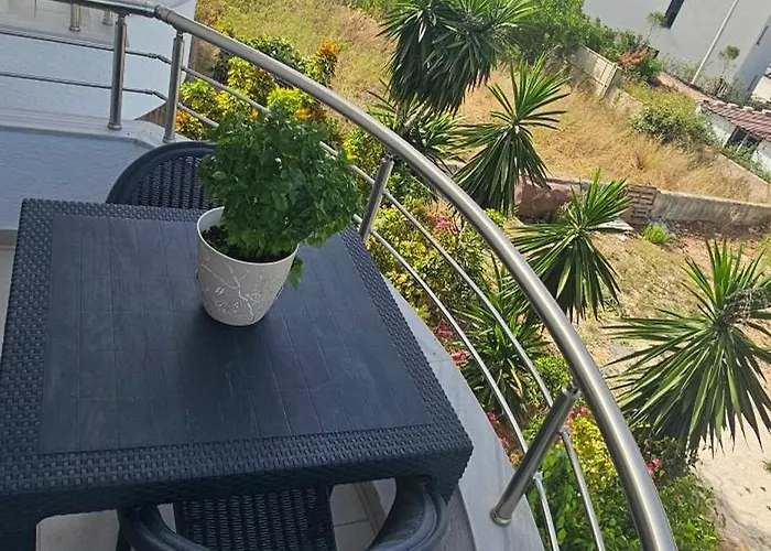 Eden Sea View * Ksamil