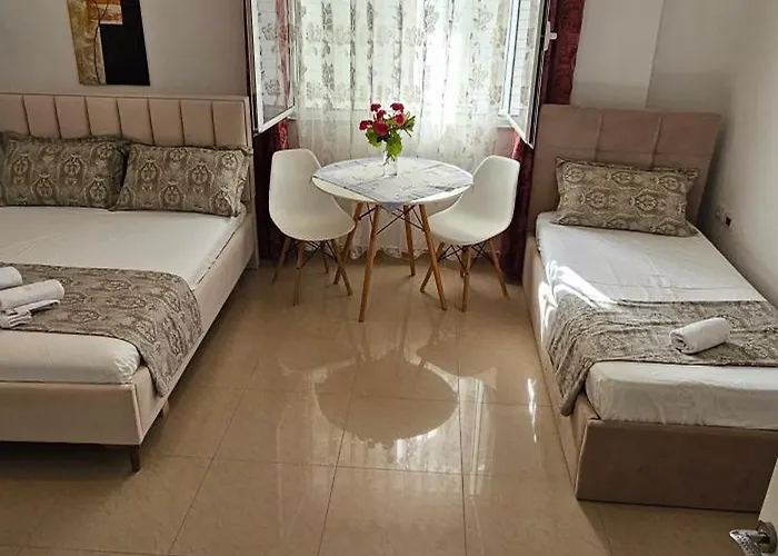 Eden Sea View Apartment *