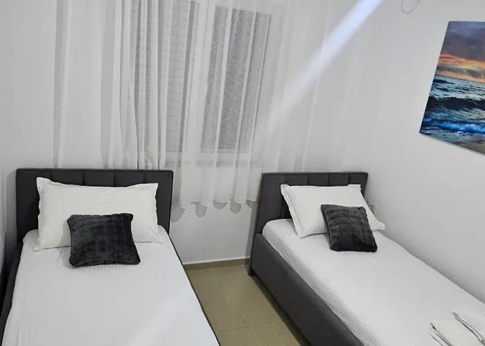 Eden Sea View Lejlighed *
