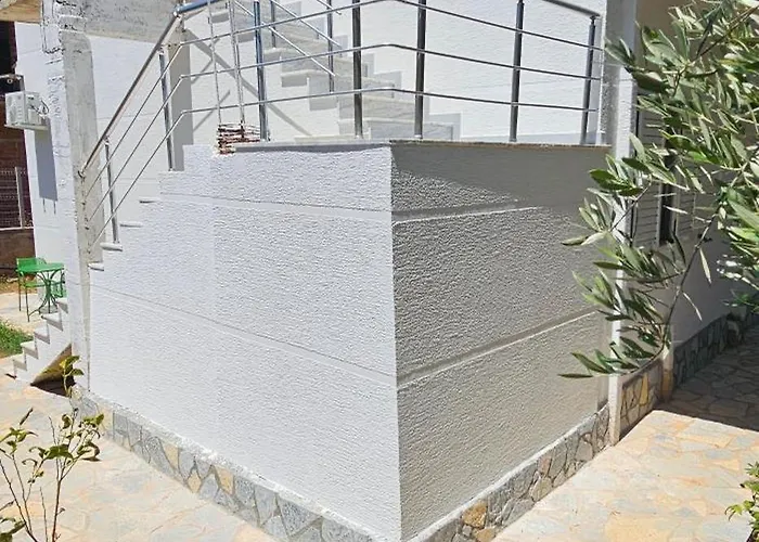 Eden Sea View *